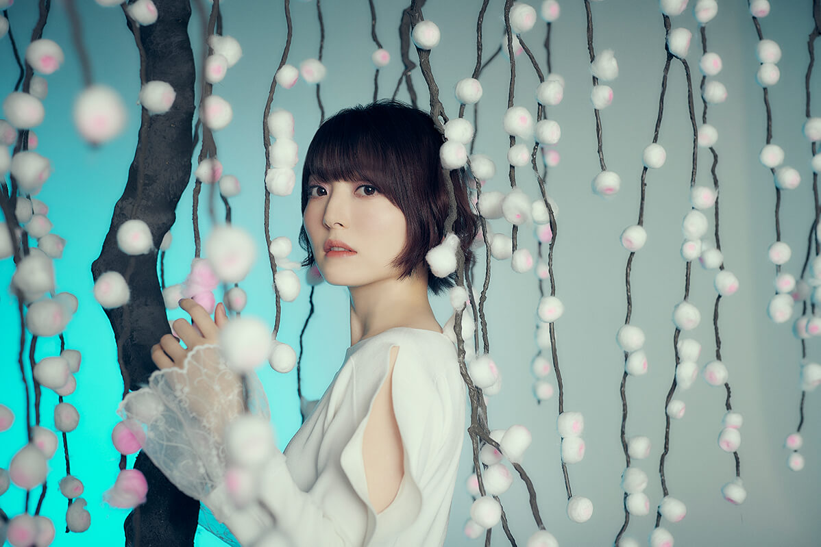 花澤香菜、レーベル移籍第1弾アルバム『blossom』アートワーク＆楽曲 