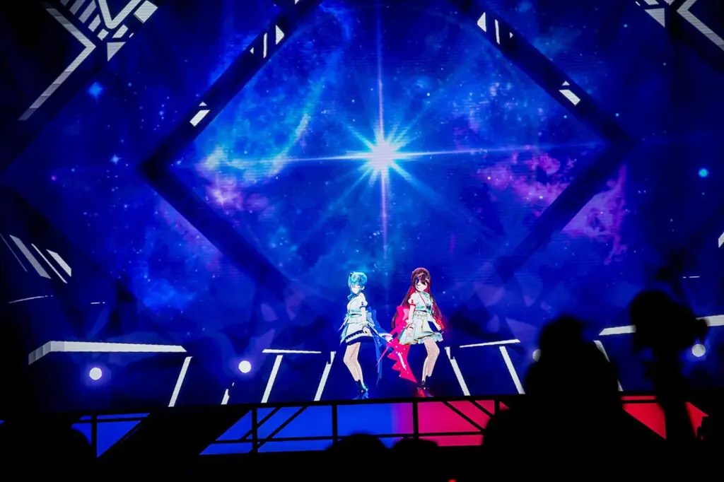 白上フブキ、兎田ぺこら、ラプラス・ダークネスほか人気VTuberが出演