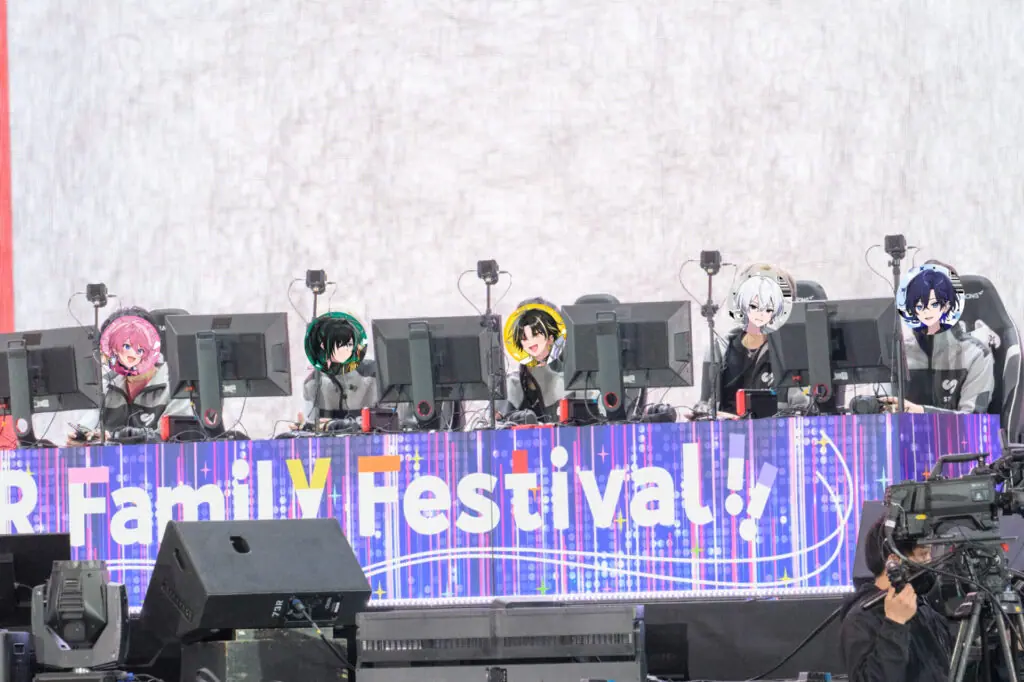 すとぷりらがフィッシャーズ＆カラフルピーチのメンバーと対決！「STPR