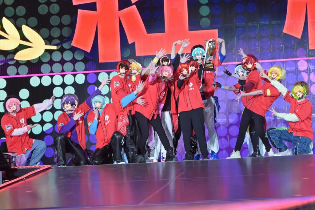 すとぷりらがフィッシャーズ＆カラフルピーチのメンバーと対決！「STPR