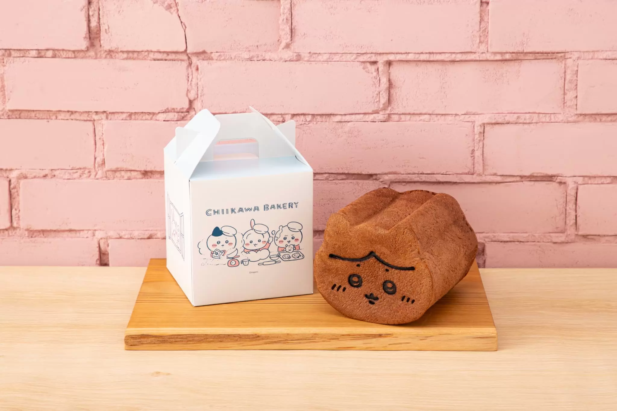 ちいかわベーカリー」1周年記念！ ちいかわのポシェットや報酬袋を