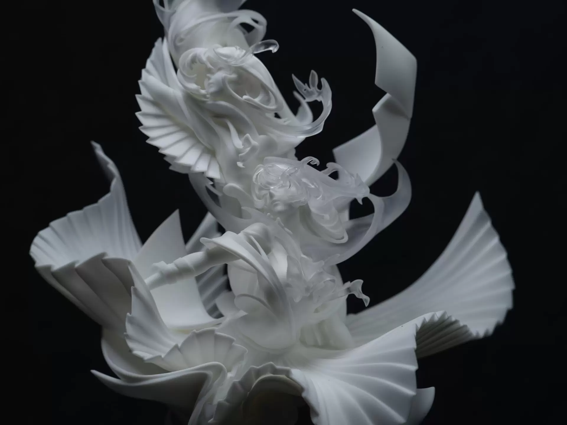 米山舞の2年ぶりとなる個展「YONEYAMA MAI EXHIBITION “arc”」詳細情報