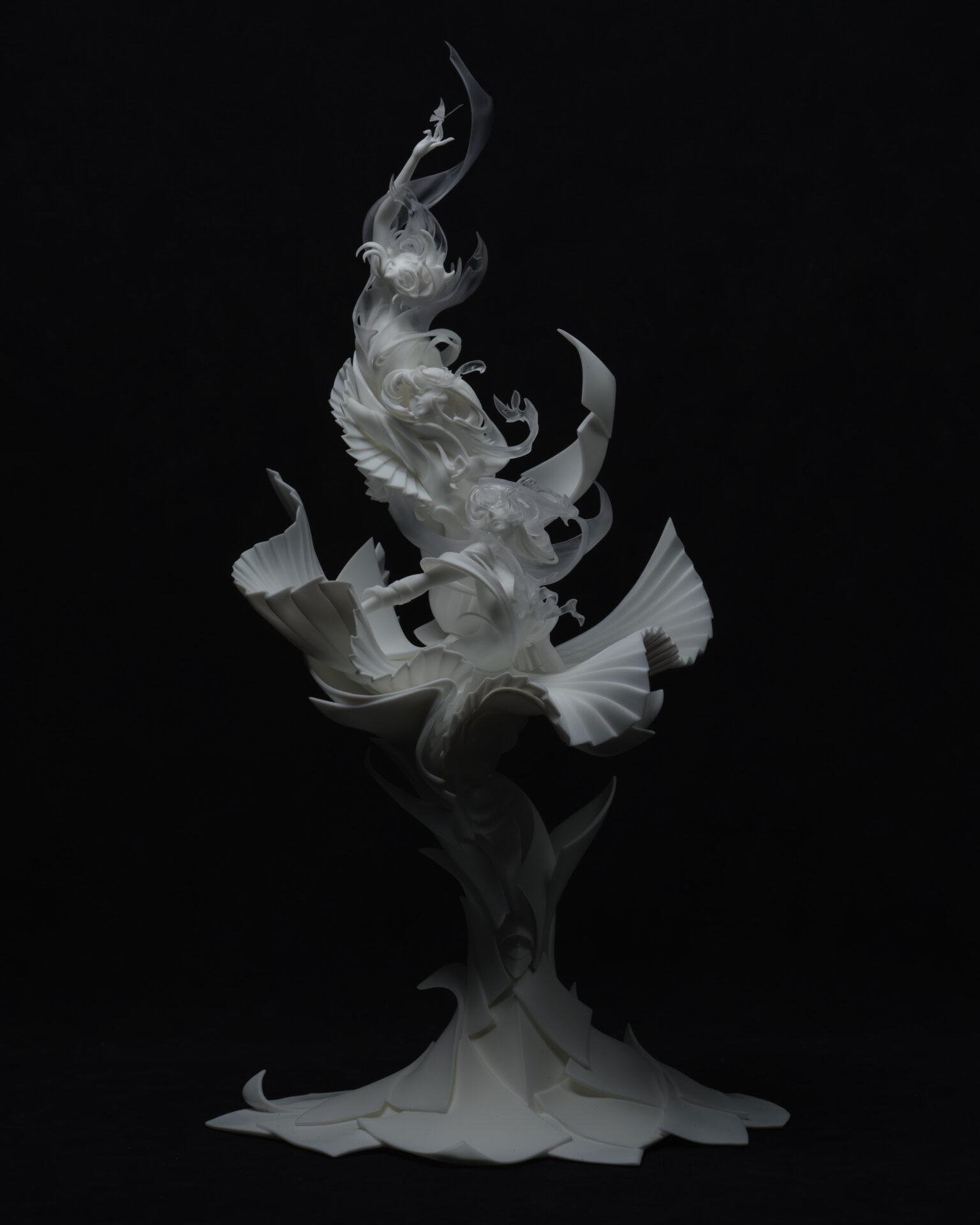 米山舞の2年ぶりとなる個展「YONEYAMA MAI EXHIBITION “arc”」詳細情報