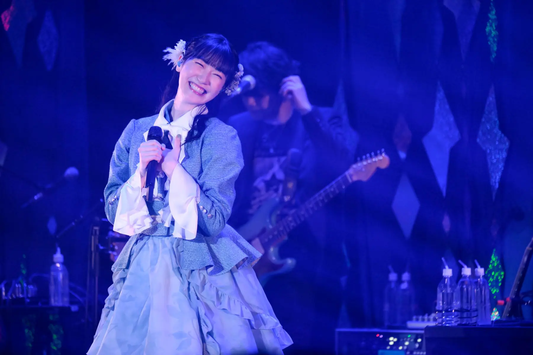 前島亜美 LIVE 2025 Blooming NOTE」オフィシャルレポートが公開！『公