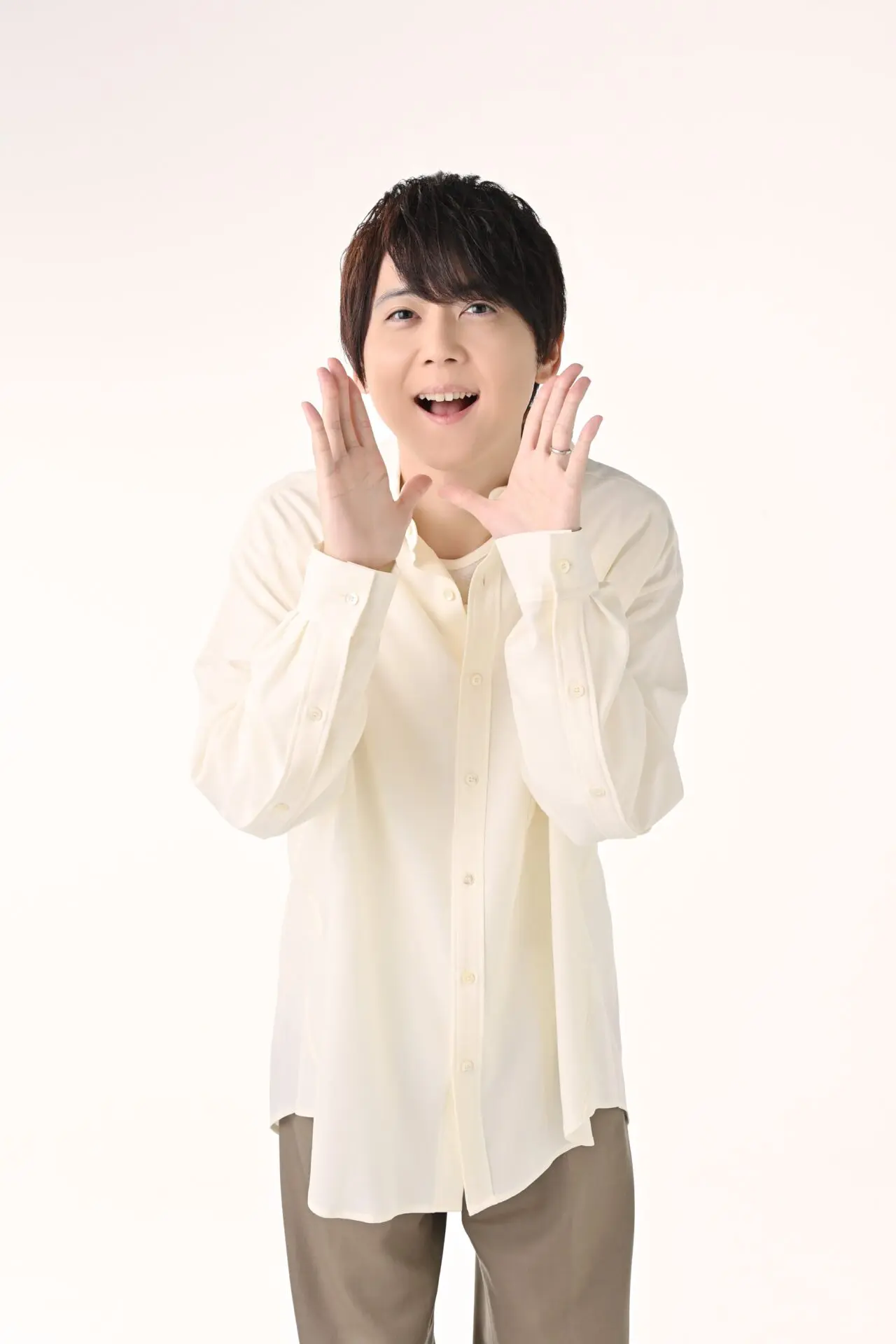 人気声優・梶裕貴と先行美容液「ザ マイトル エッセンス」がコラボ