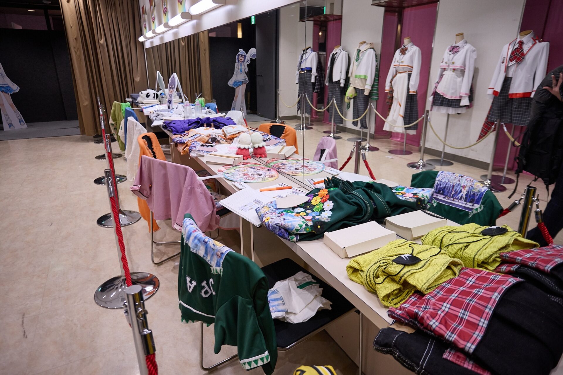 カラフルピーチ」結成5周年記念展示会「COLORFUL PEACH MUSEUM 〜ぼく