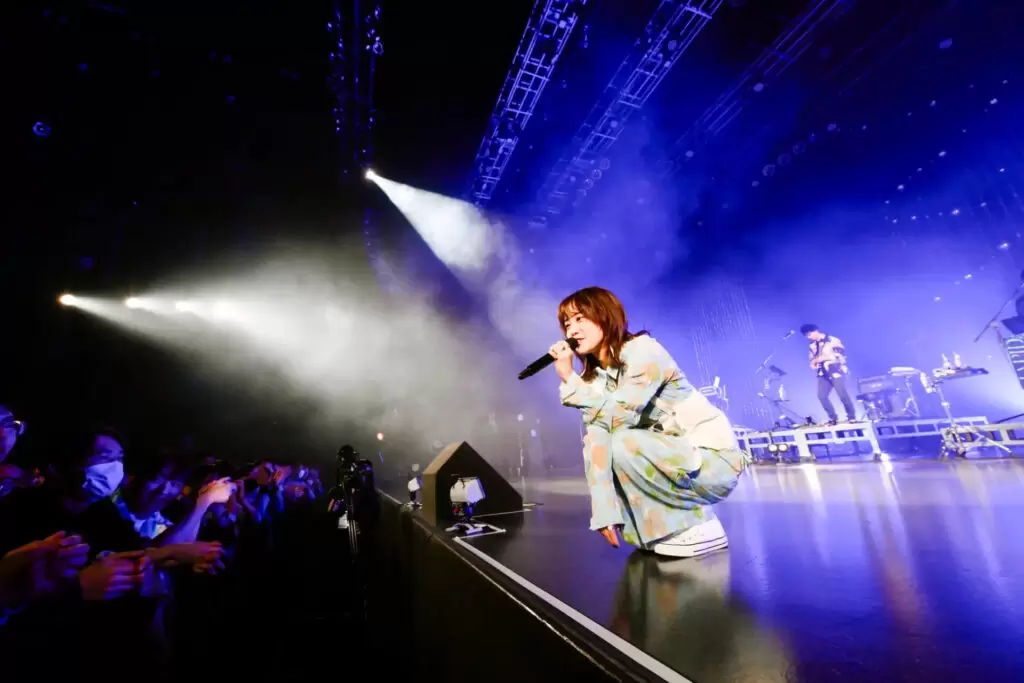 声優＆シンガーソングライター・楠木ともり、26歳を記念したバースデー