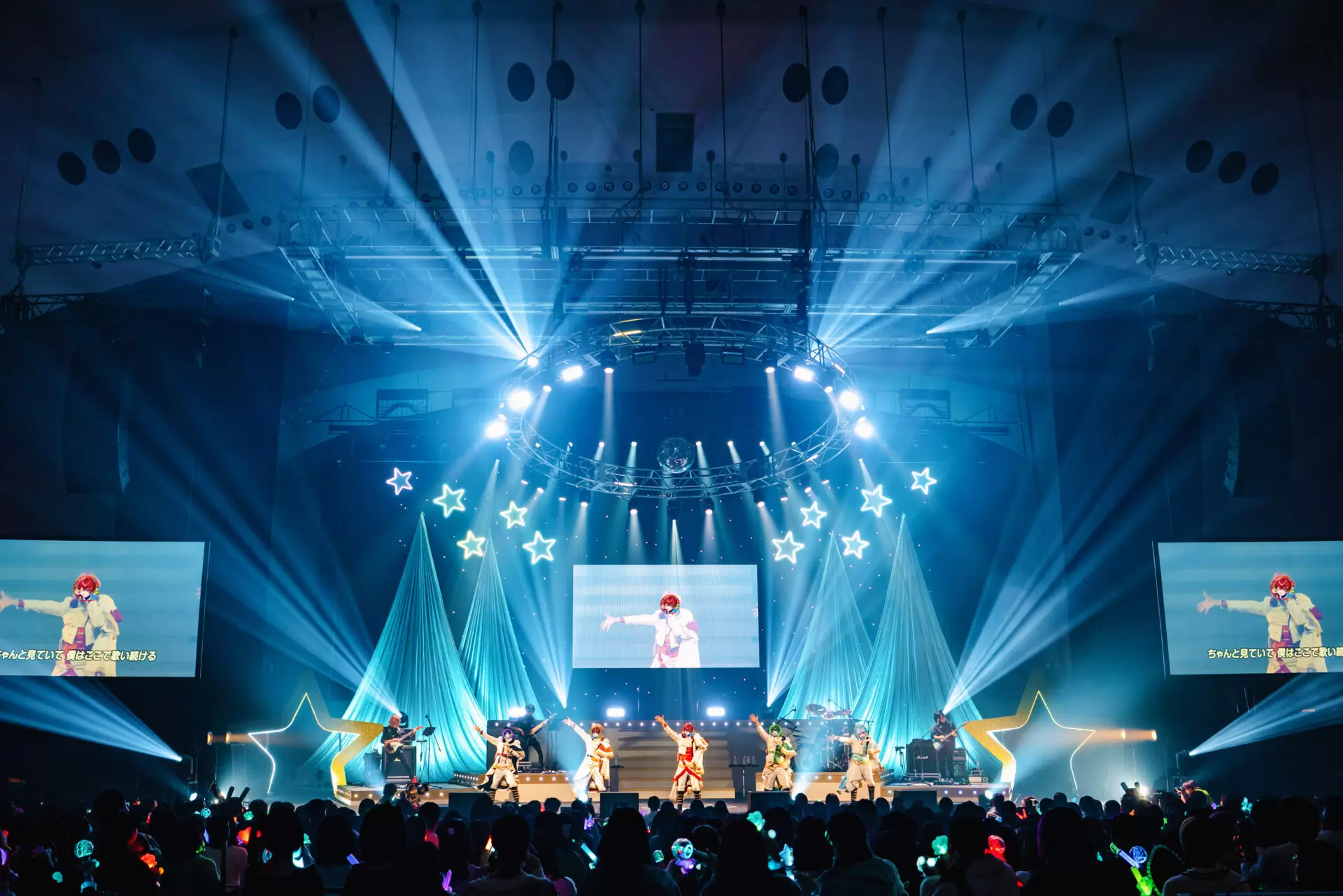2.5次元アイドルグループ「すたぽら」ワンマンライブのオフィシャル 