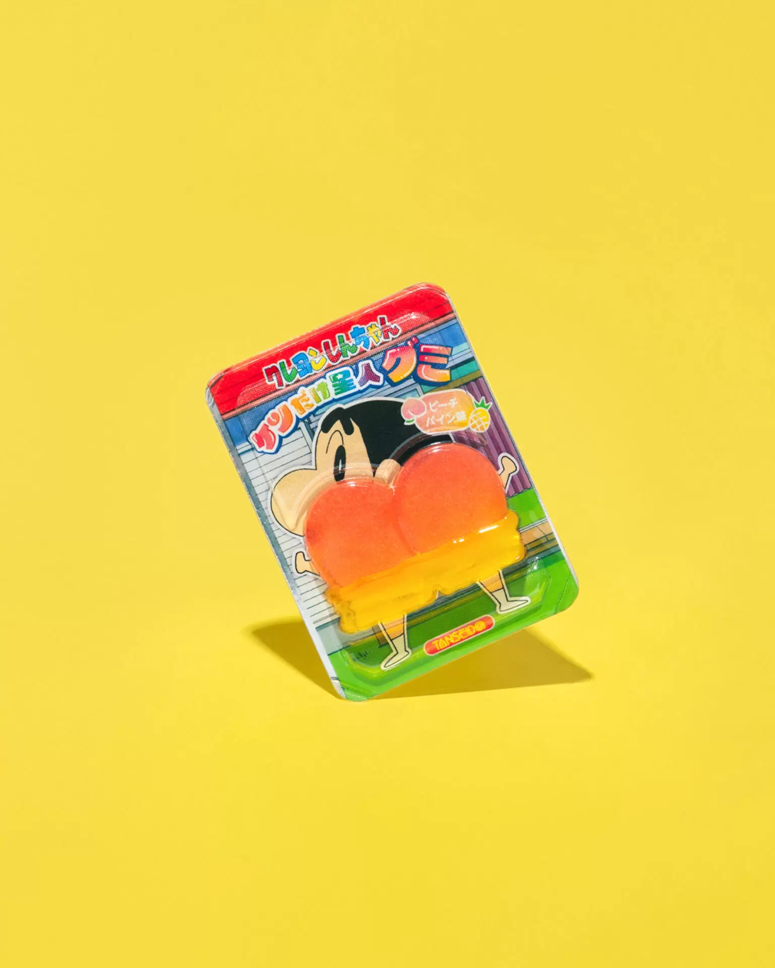 クレヨンしんちゃん ケツだけ星人グミ」が発売！ リアルな造形に思わず