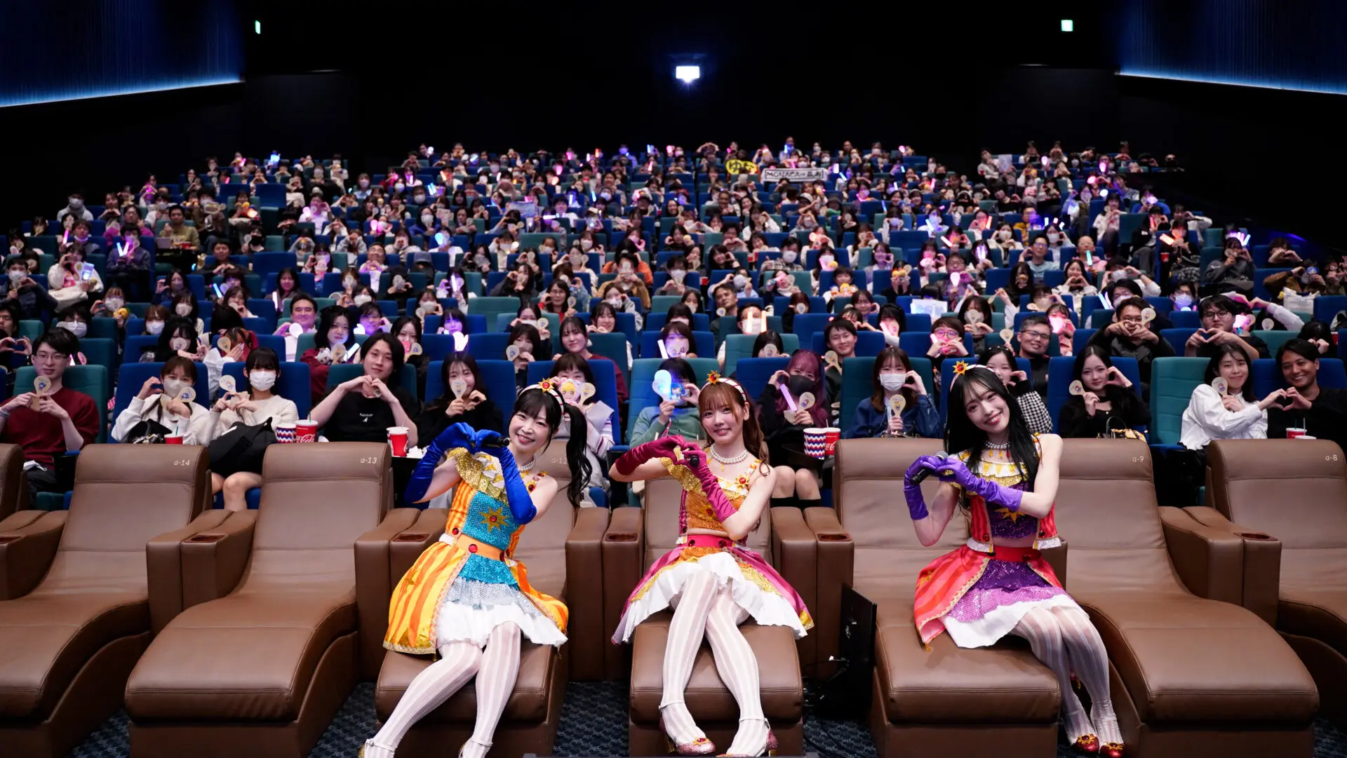 アイカツ！10th STORY ～未来へのSTARWAY～』ミニライブ付き舞台挨拶の