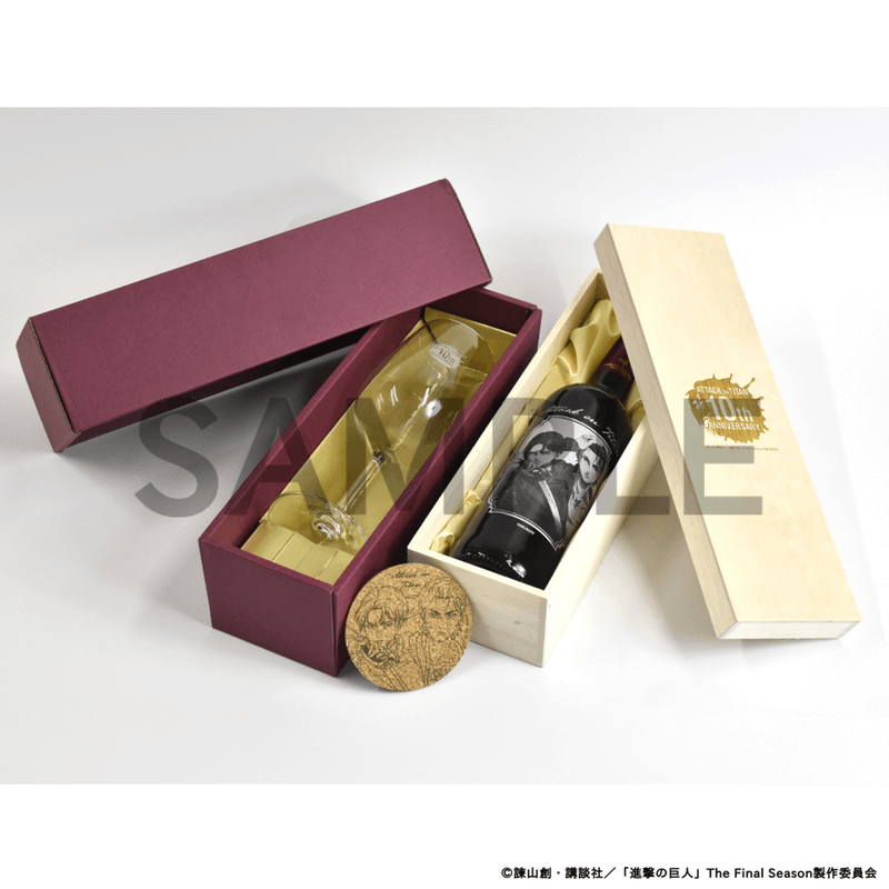 彫刻ボトル「進撃の巨人」01/エレン&リヴァイ(描き下ろしイラスト)(赤ワイン・フランス産)【お酒】