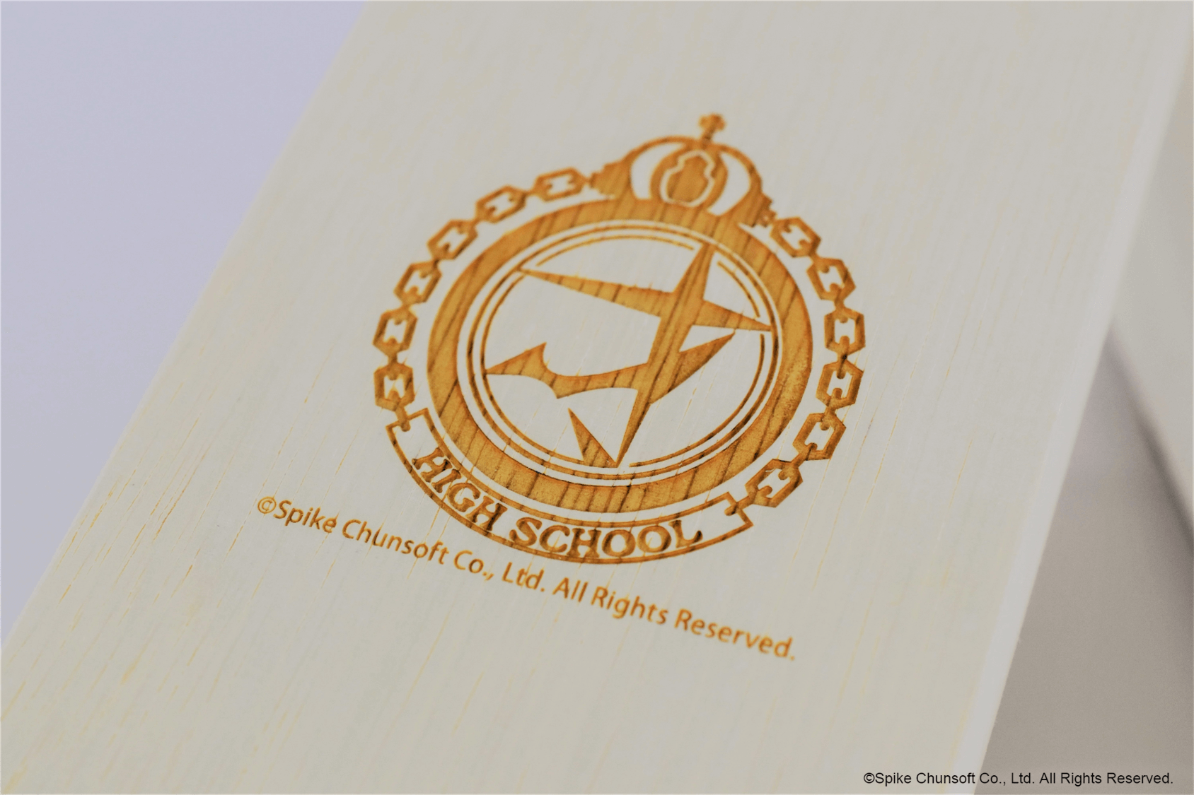 彫刻ボトル｢ニューダンガンロンパV3 みんなのコロシアイ新学期」01/赤松 楓&最原 終一(赤ワイン・フランス産)【お酒】(公式イラスト)