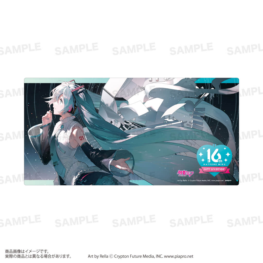 初音ミク Happy 16th Birthday デスクマット｜アニメ・キャラクターコラボグッズのECならeeo Store（イーオストア）