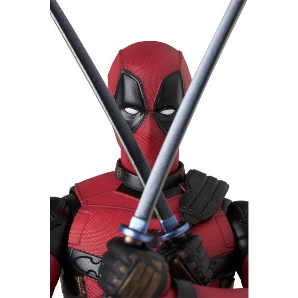 Deadpool & Wolverine フィギュア&ネックレス2種セット MAFEX DEADPOOL (Deadpool & Wolverine Ver.)｜アニメ
