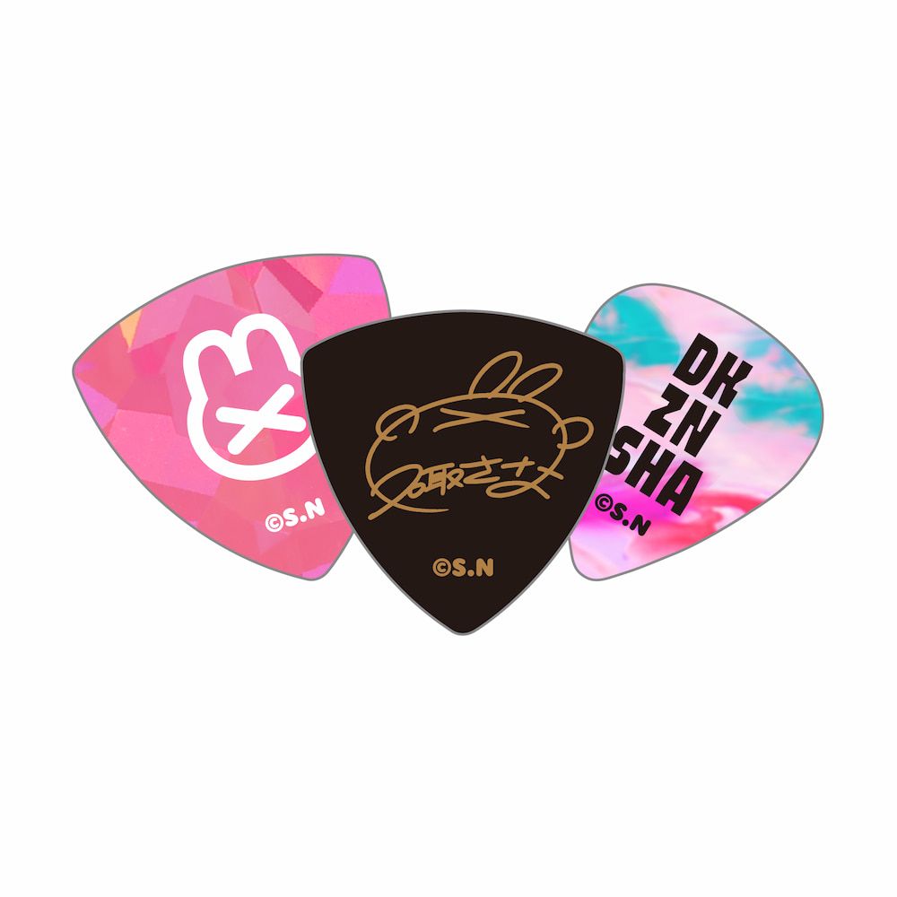 名取さなのグッズ一覧｜アニメ・キャラクターコラボグッズのECならeeo