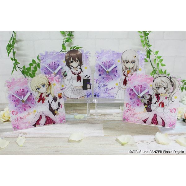 ガールズ＆パンツァー 最終章 描き下ろし アクリル置時計【西住まほ】ギャル制服ver.