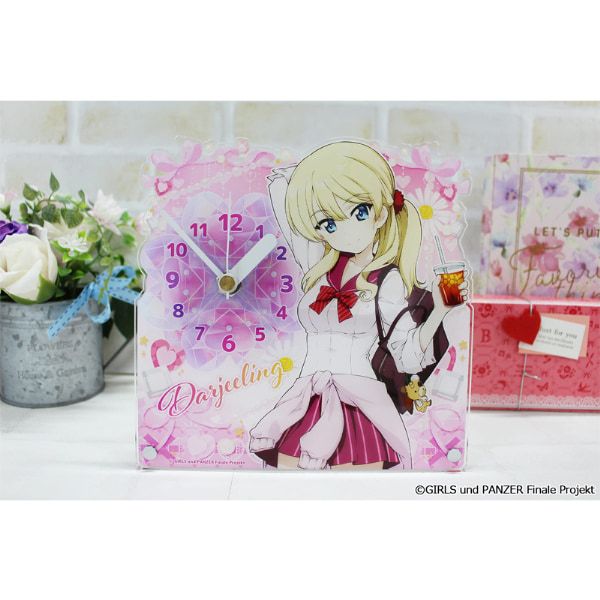 ガールズ＆パンツァー 最終章 描き下ろし アクリル置時計【ダージリン】ギャル制服ver.