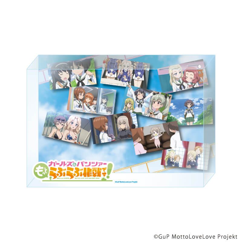メモリーブロック「ガールズ＆パンツァー もっとらぶらぶ作戦です！」01/集合デザイン(場面写イラスト)